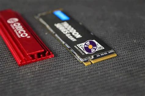 比较ISSI固态硬盘和普通固态硬盘：选择哪个更适合您