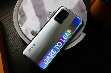 红米1500左右的手机哪款性价比高